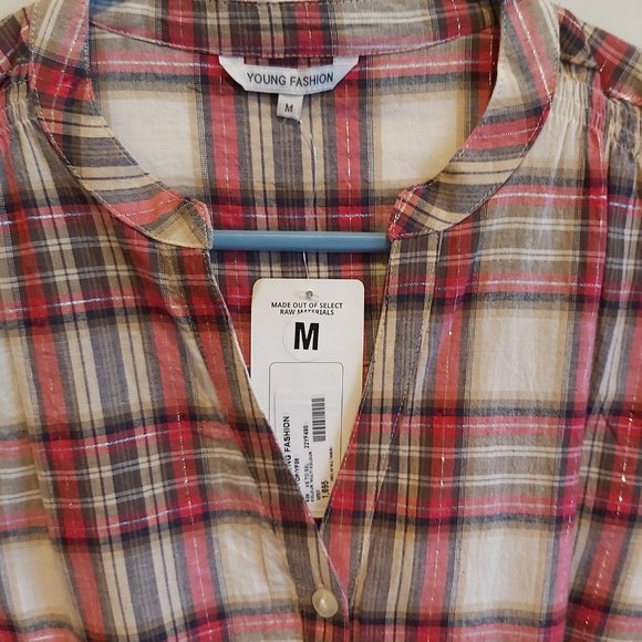 3/4 sleeve tunic style shirt - Picture 2 of 4